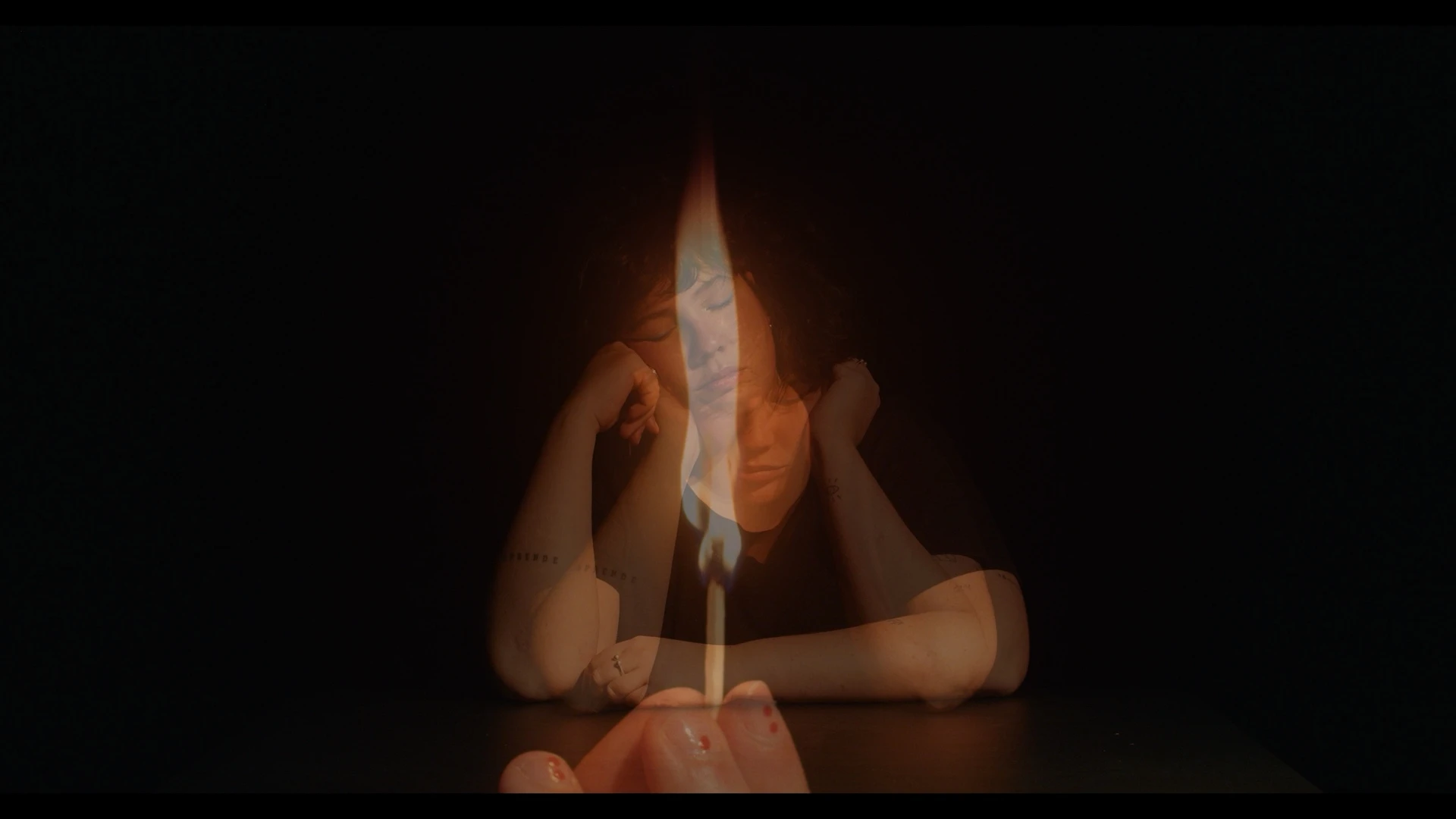 Retrato de una cerilla — color grading still by Clara Albors